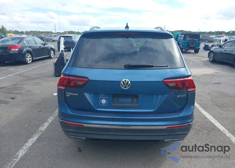 2020 Volkswagen Tiguan 2.0T Se/2.0T Se R-Line Black/2.0T Sel z USA, uszkodzony, nr VIN 3VV2B7AX2LM156048